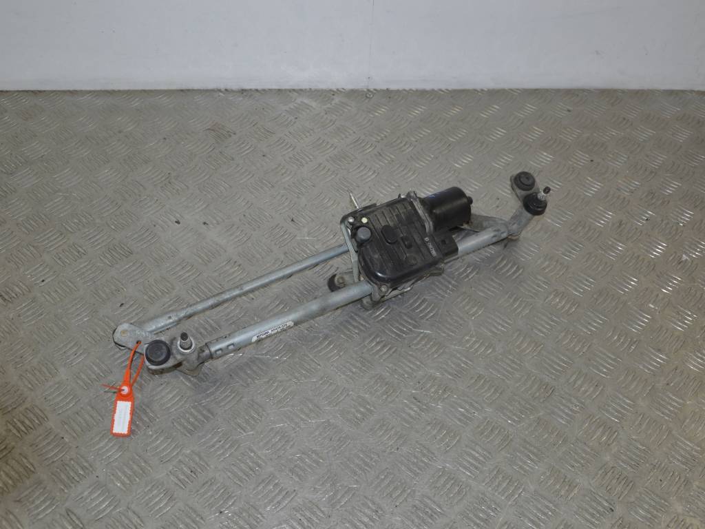 Механизм стеклоочистителя (трапеция дворников)