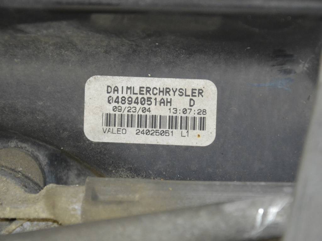 Механизм стеклоочистителя (трапеция дворников)