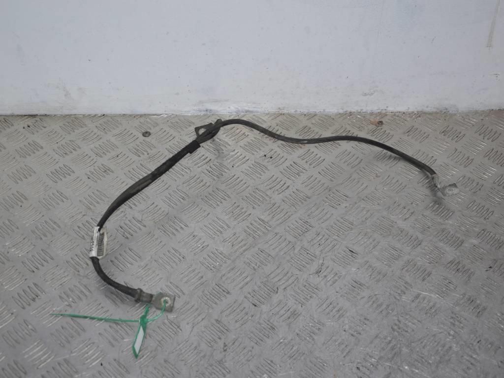 Минусовой провод аккумулятора