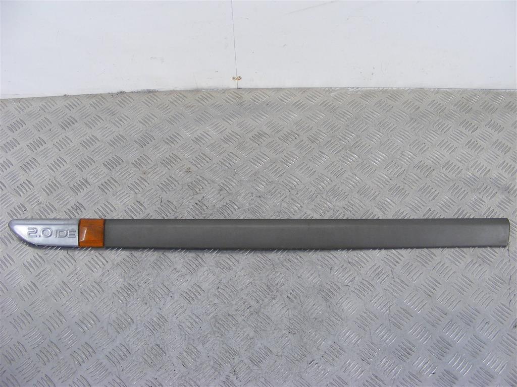 Молдинг двери передней левой Renault Laguna 2 (2001-2007) 8200036020