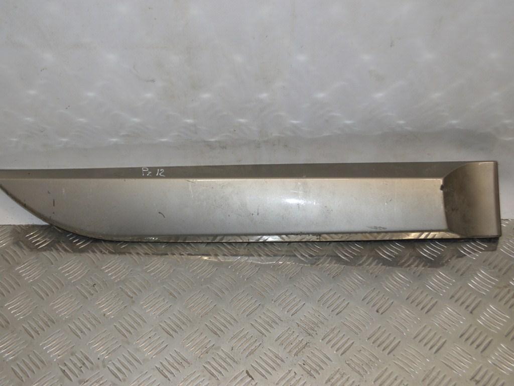 Молдинг двери задней правой