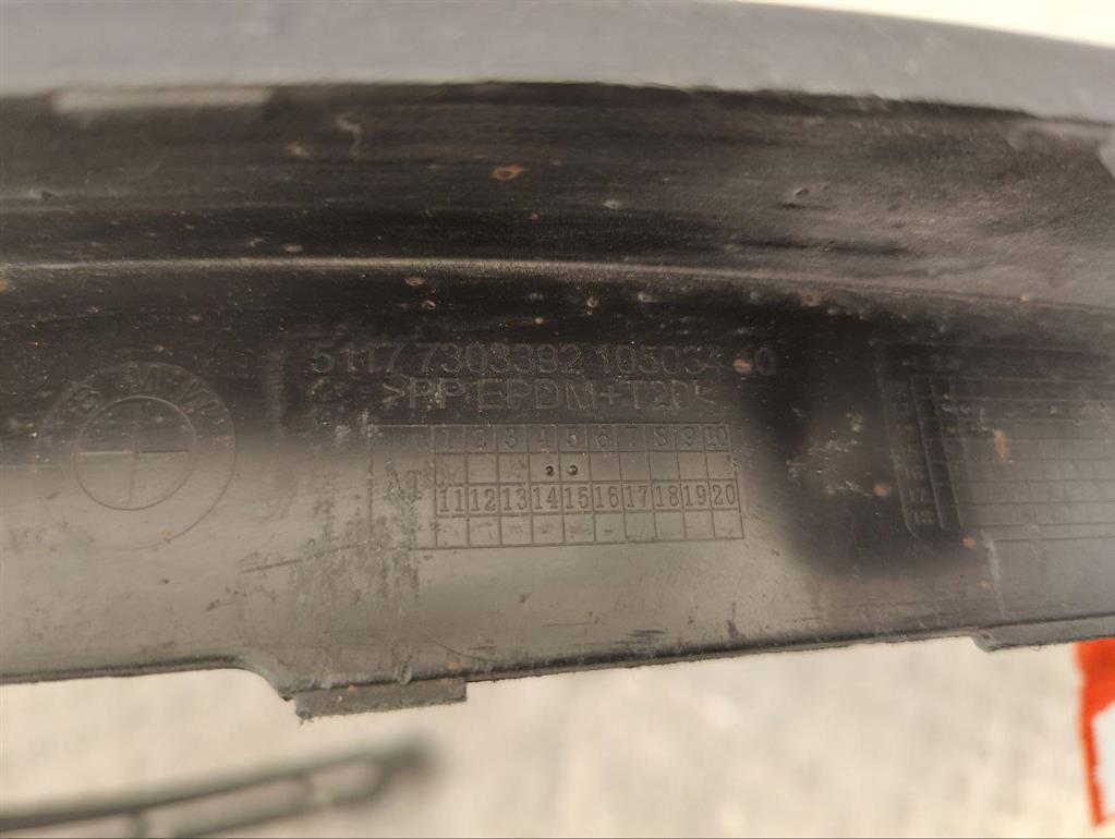 Молдинг крыла переднего правого