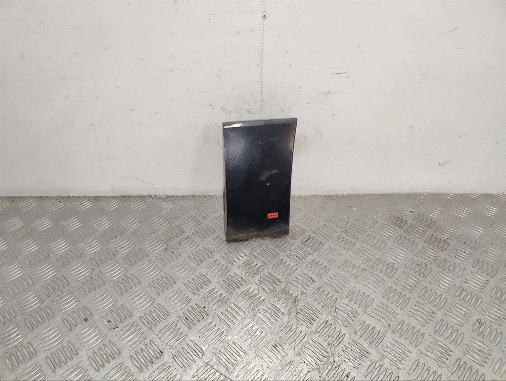 Молдинг крыла переднего правого