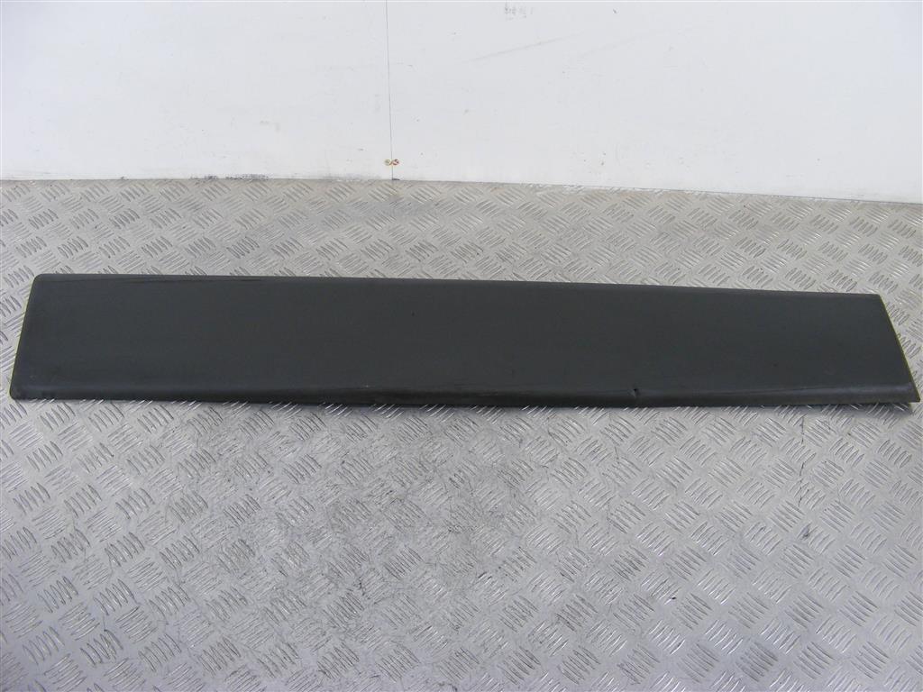 Молдинг (накладка кузовная) Renault Trafic 2 (2001-2006) 8200036075