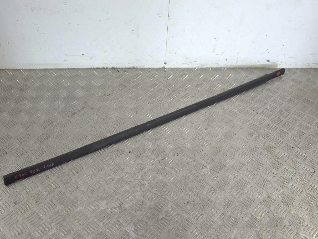 Молдинг стекла двери передней левой наружный