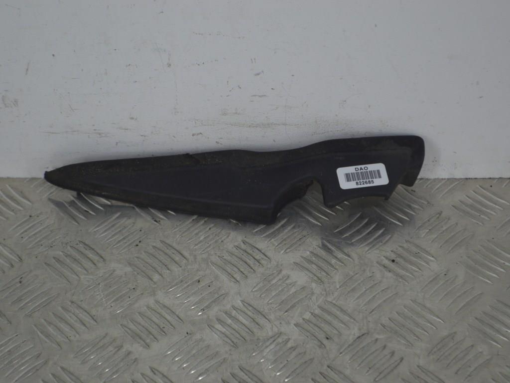 Молдинг стекла лобового