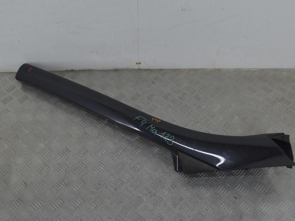 Молдинг стекла лобового