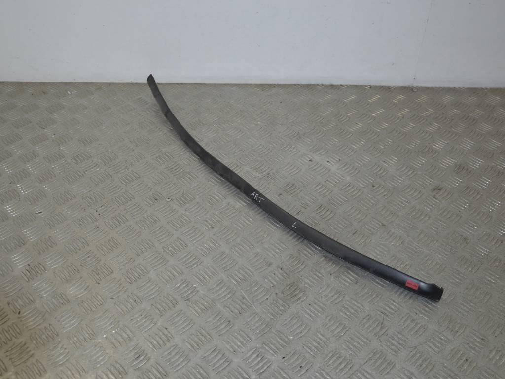 Молдинг стекла лобового