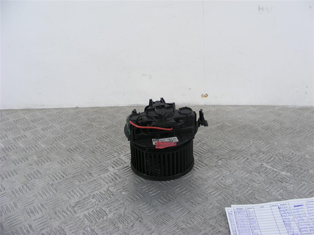 Моторчик печки Renault Megane 2 (2002-2008)