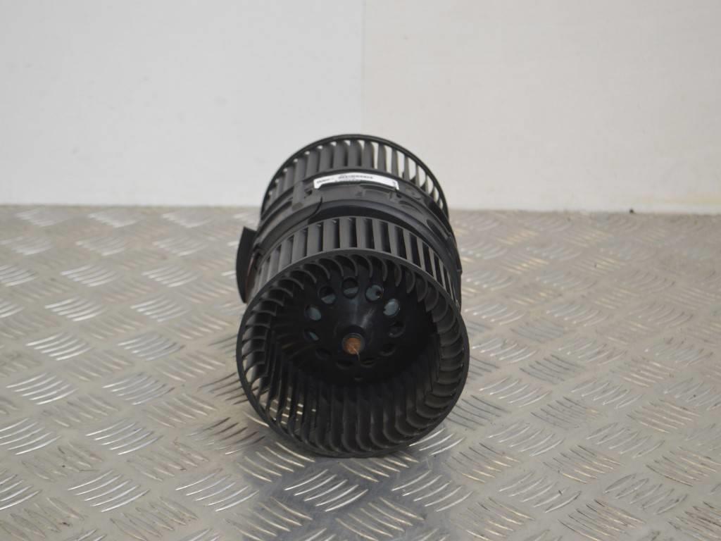 Моторчик печки Renault Megane 3 (2008-2019)