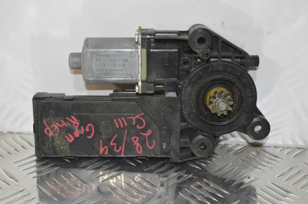 Моторчик стеклоподъемника передний правый