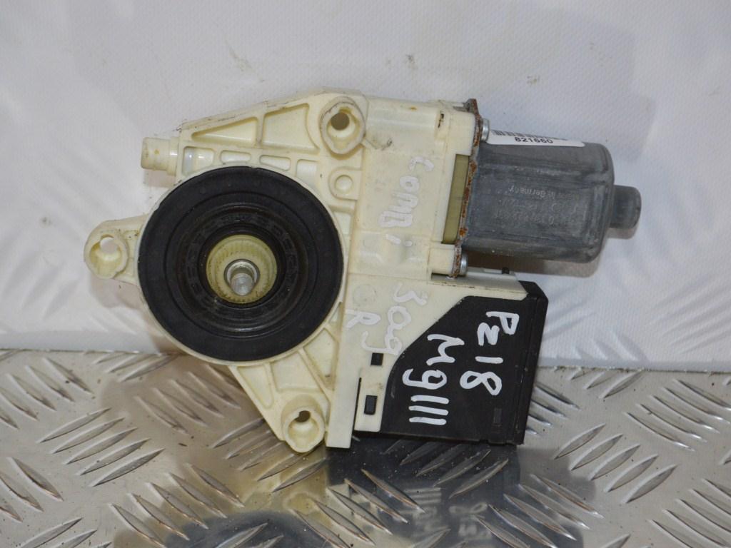 Моторчик стеклоподъемника задний правый