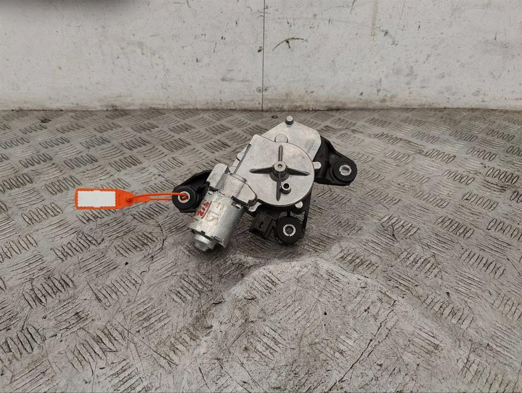 Моторчик заднего стеклоочистителя (дворника)