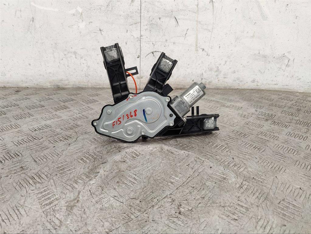 Моторчик заднего стеклоочистителя (дворника)