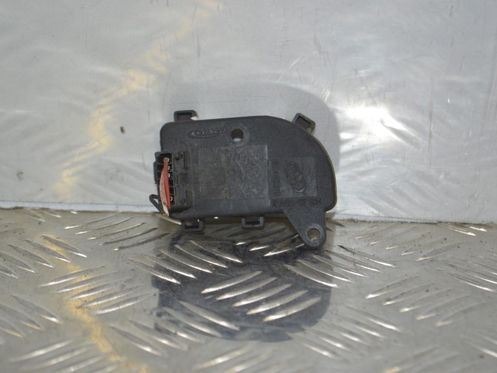 Моторчик заслонки печки