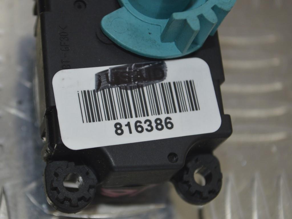 Моторчик заслонки печки