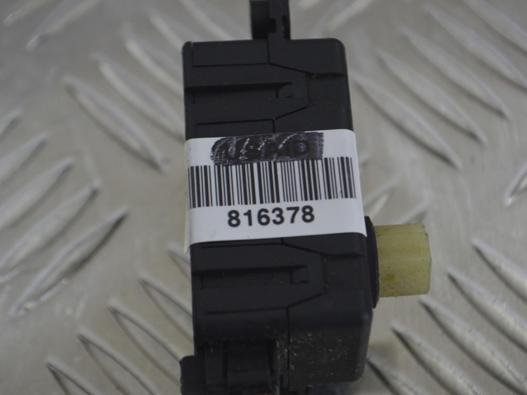 Моторчик заслонки печки