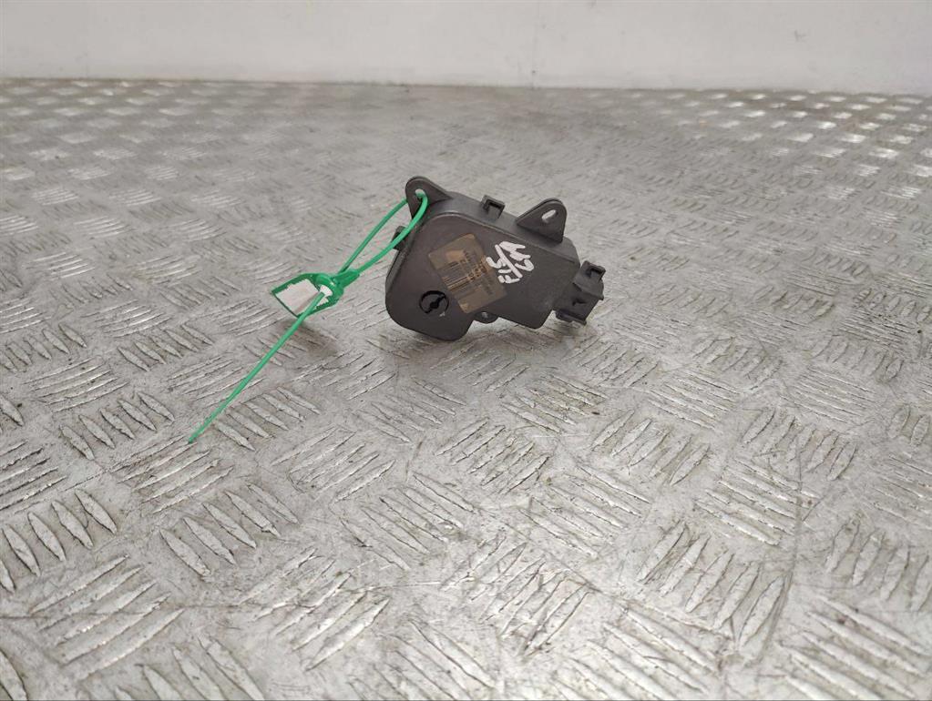 Моторчик заслонки печки