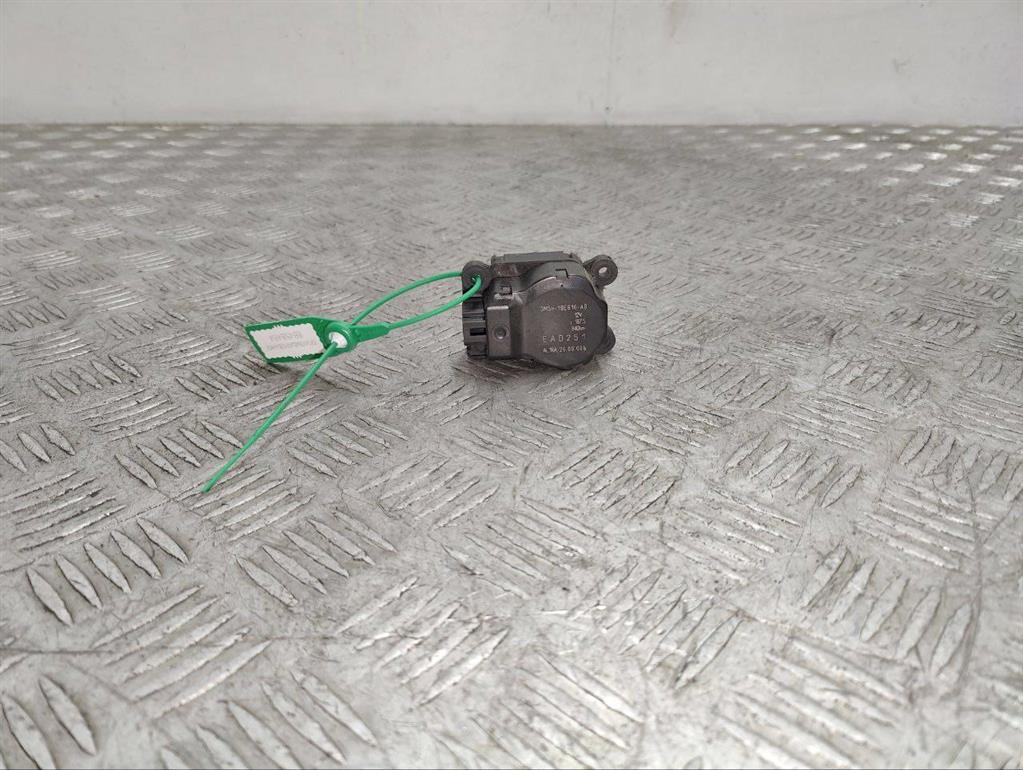 Моторчик заслонки печки