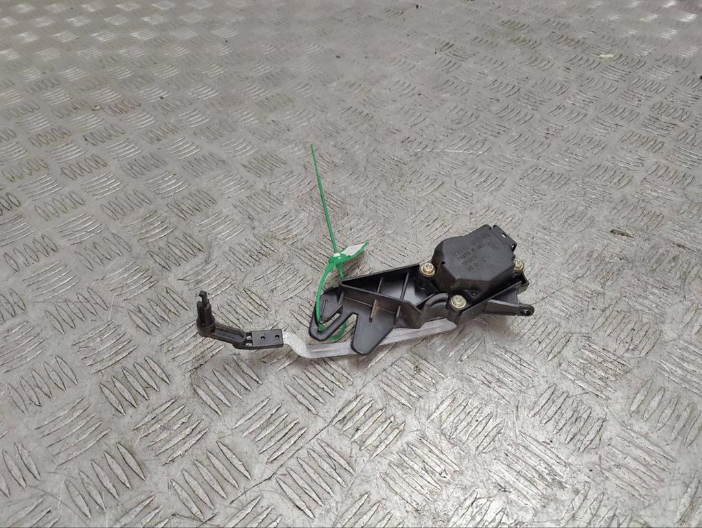 Моторчик заслонки печки