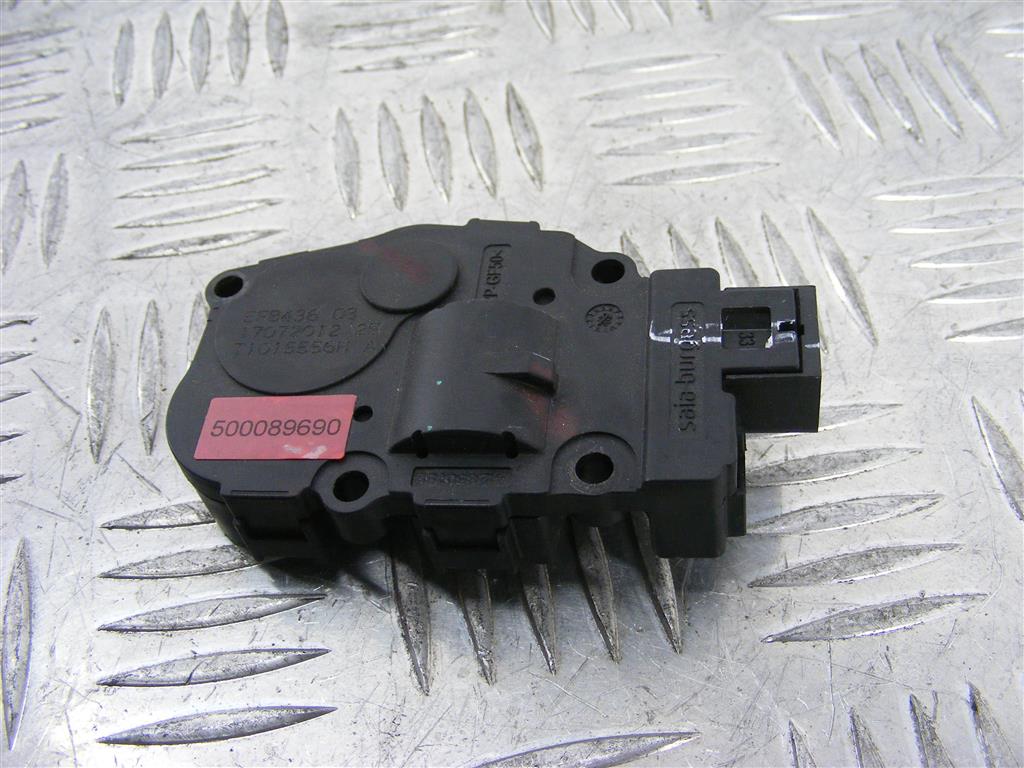 Моторчик заслонки печки