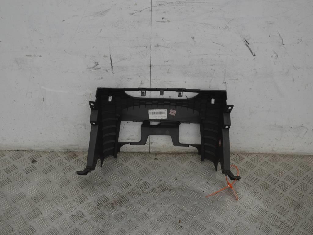 Накладка декоративная на торпедо