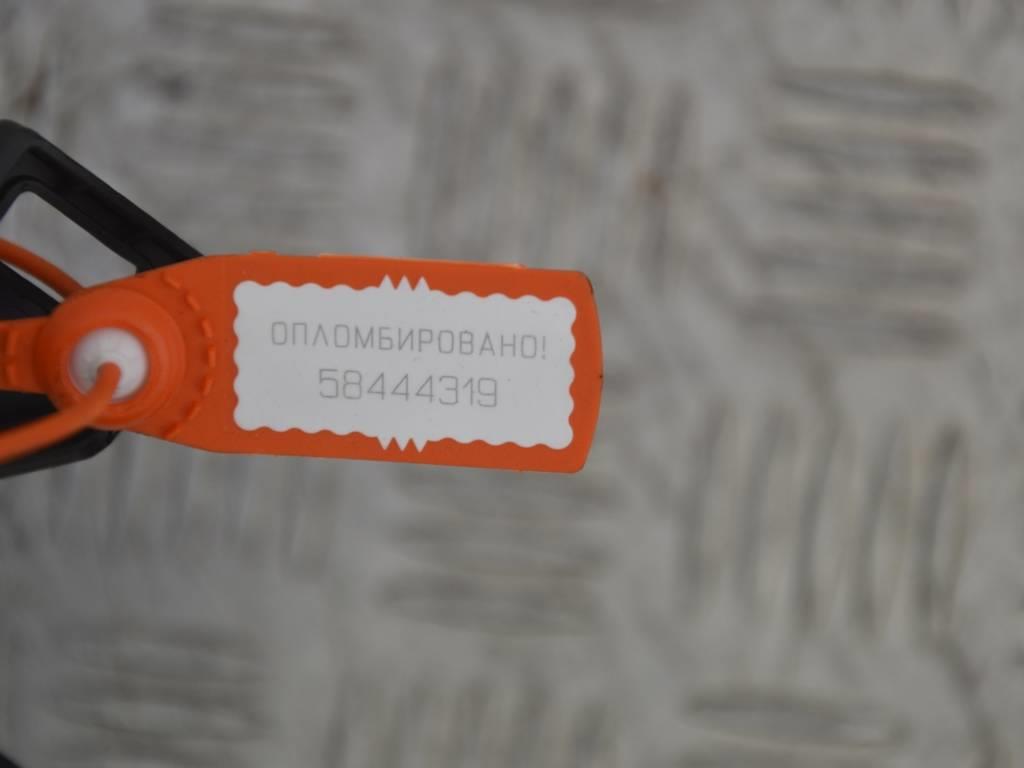 Накладка декоративная на торпедо