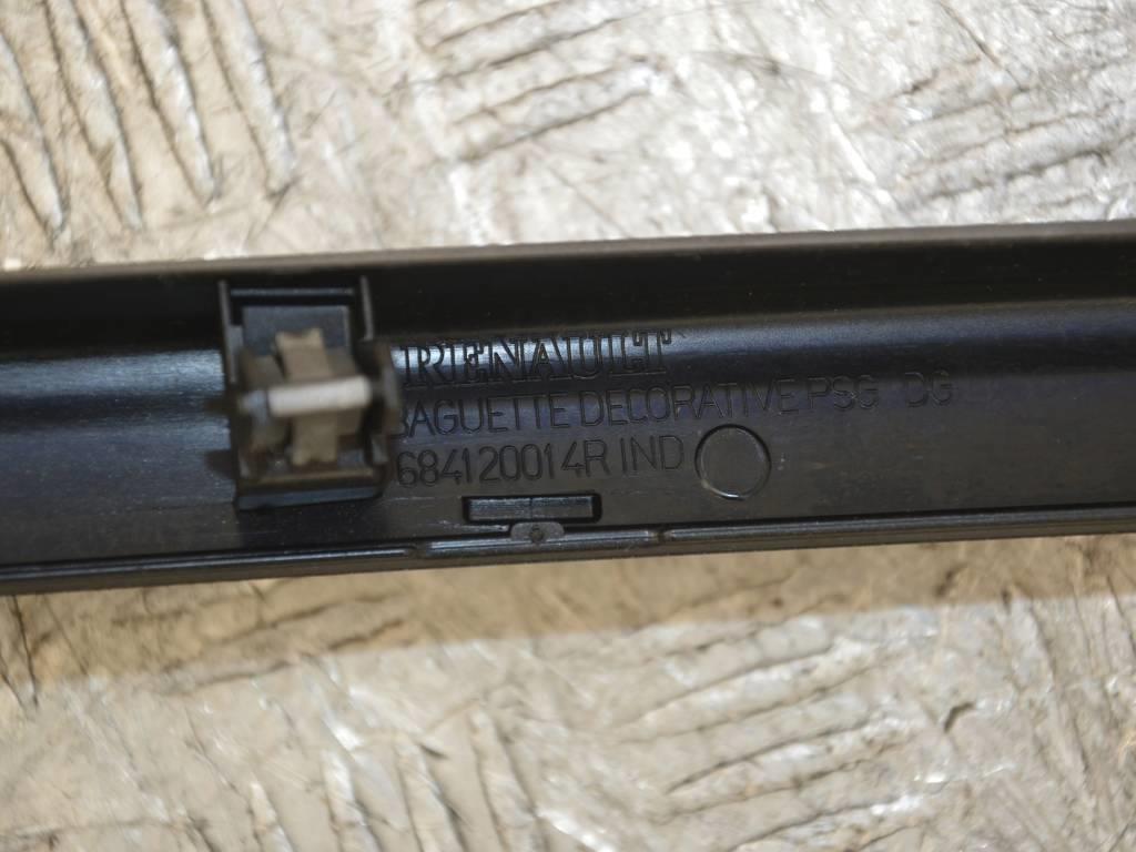 Накладка декоративная на торпедо