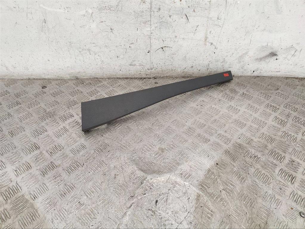 Накладка декоративная на торпедо