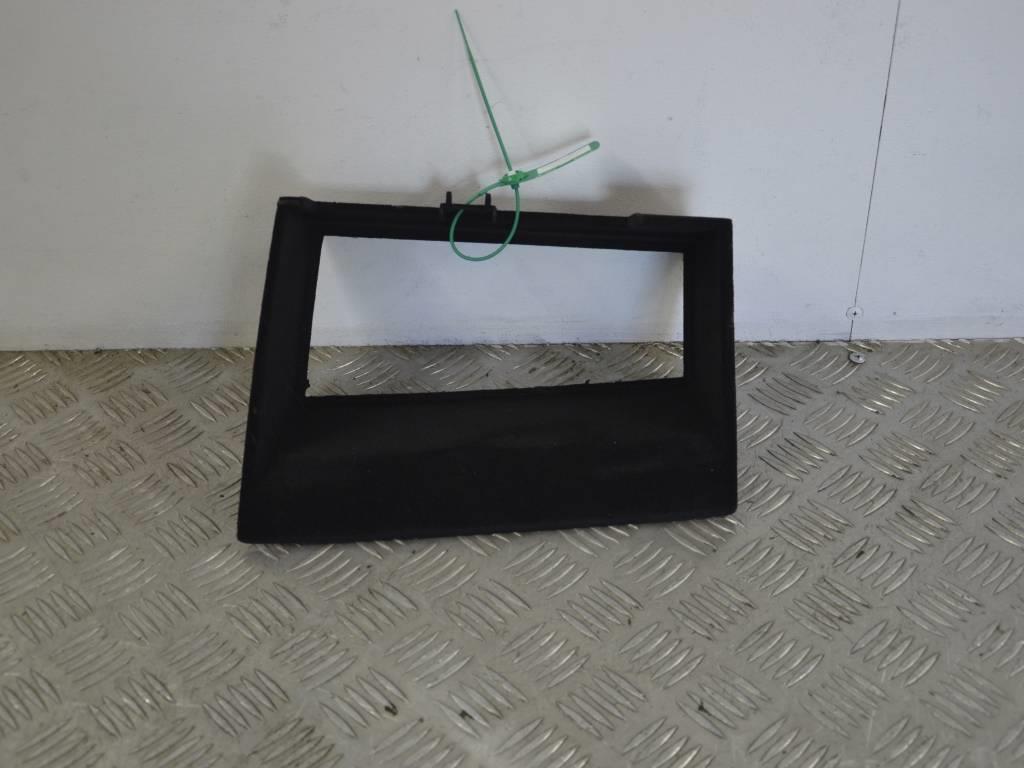 Накладка декоративная на торпедо