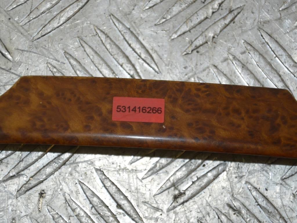 Накладка декоративная центральной консоли