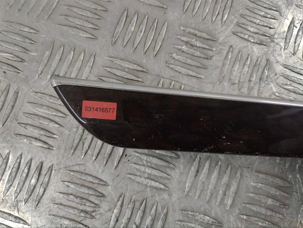 Накладка двери задней левой