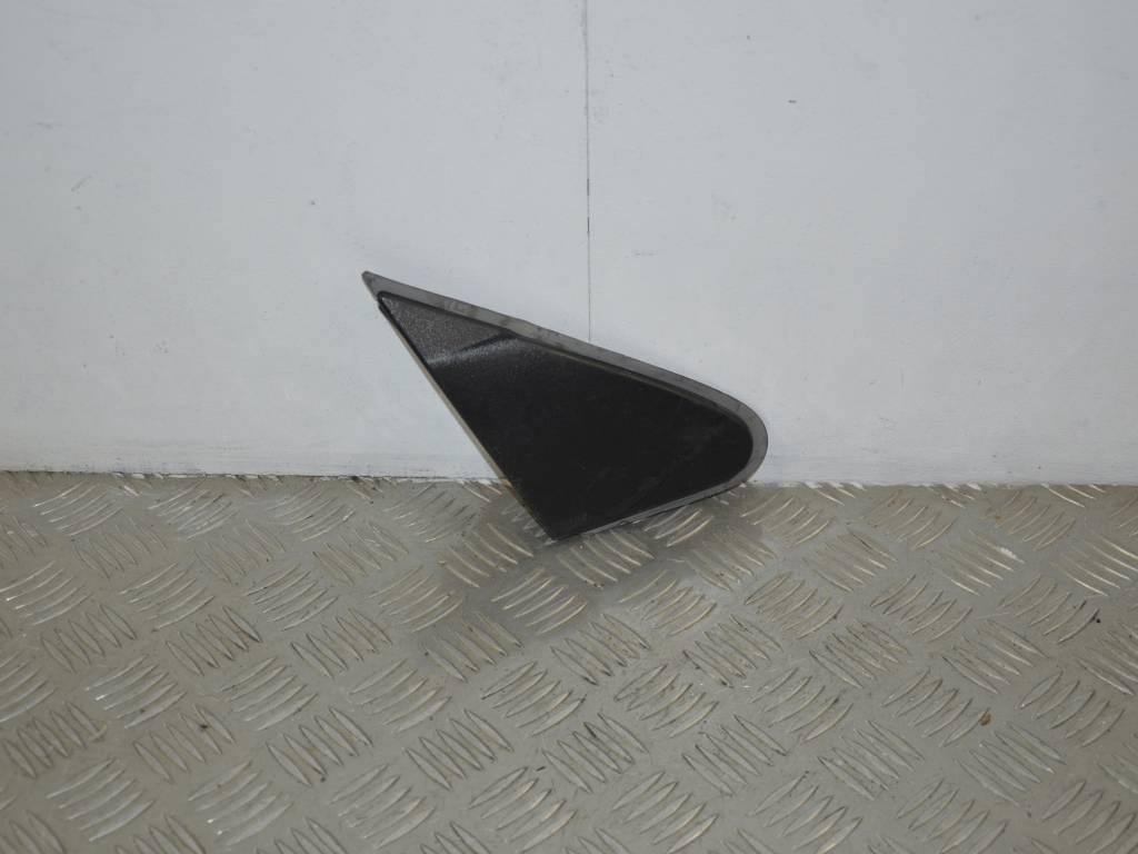 Накладка крыла (уголок зеркала) переднего правого