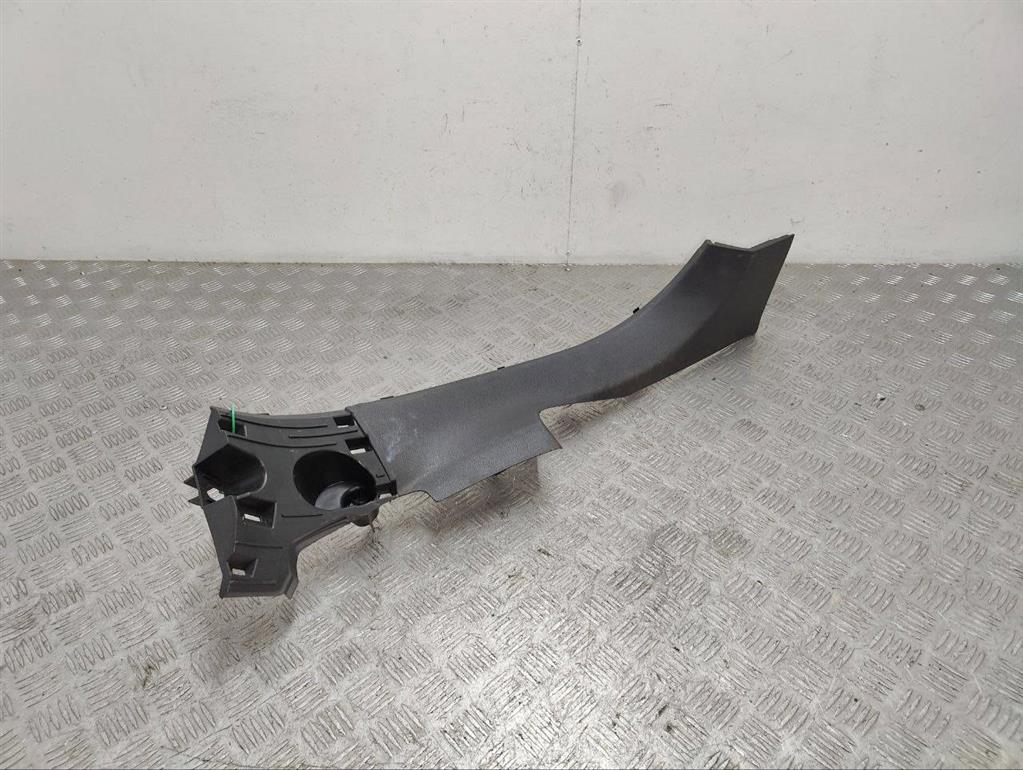 Накладка на порог внутренняя задняя левая