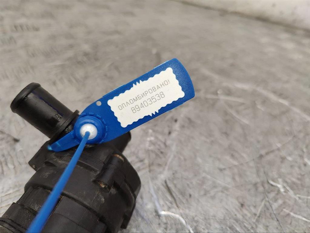 Насос антифриза дополнительный