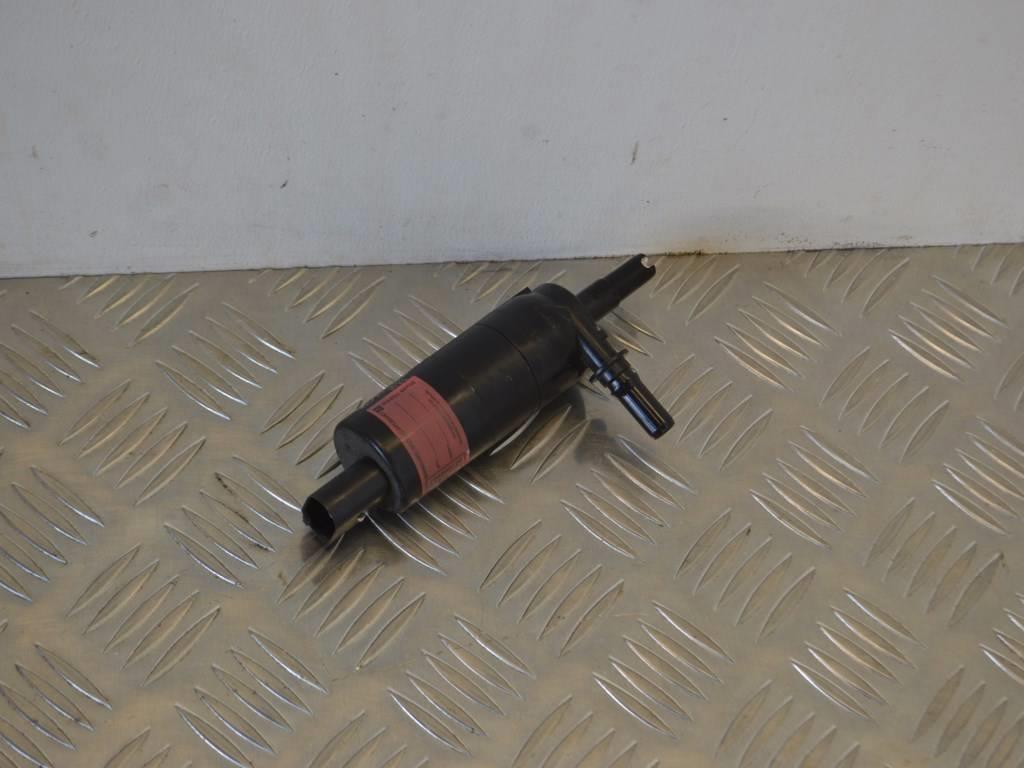 Насос (моторчик) омывателя фар