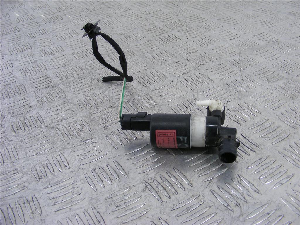 Насос (моторчик) омывателя стекла Renault Laguna 3 (2007-2015) 8200031805