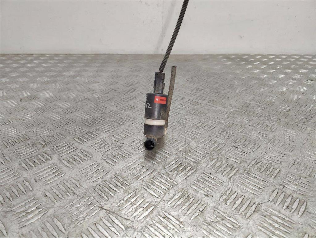 Насос (моторчик) омывателя стекла