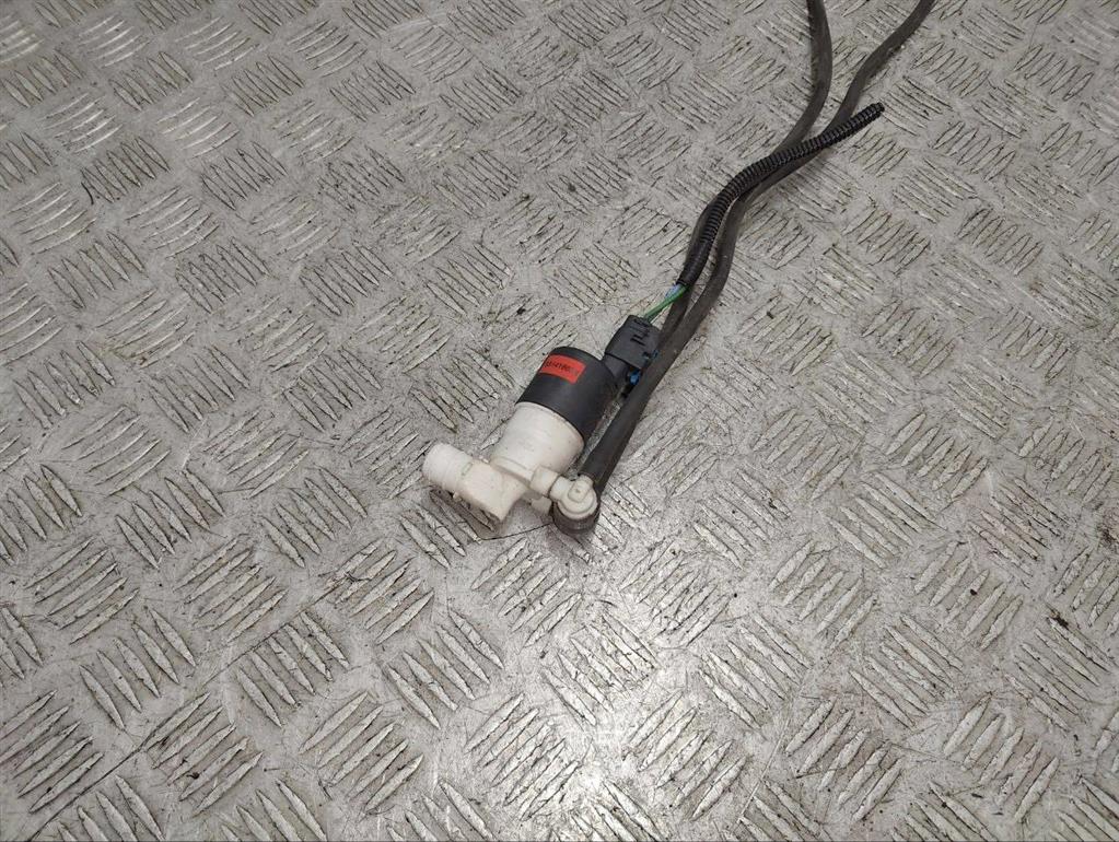 Насос (моторчик) омывателя стекла