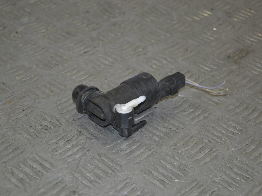 Насос (моторчик) омывателя стекла