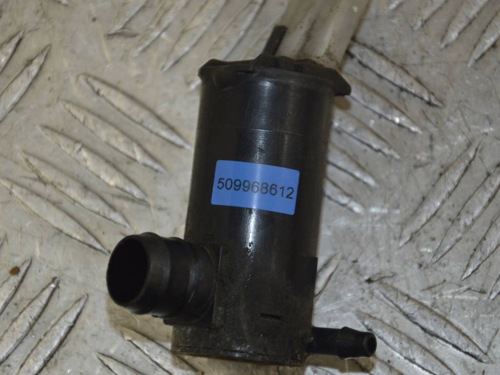 Насос (моторчик) омывателя стекла