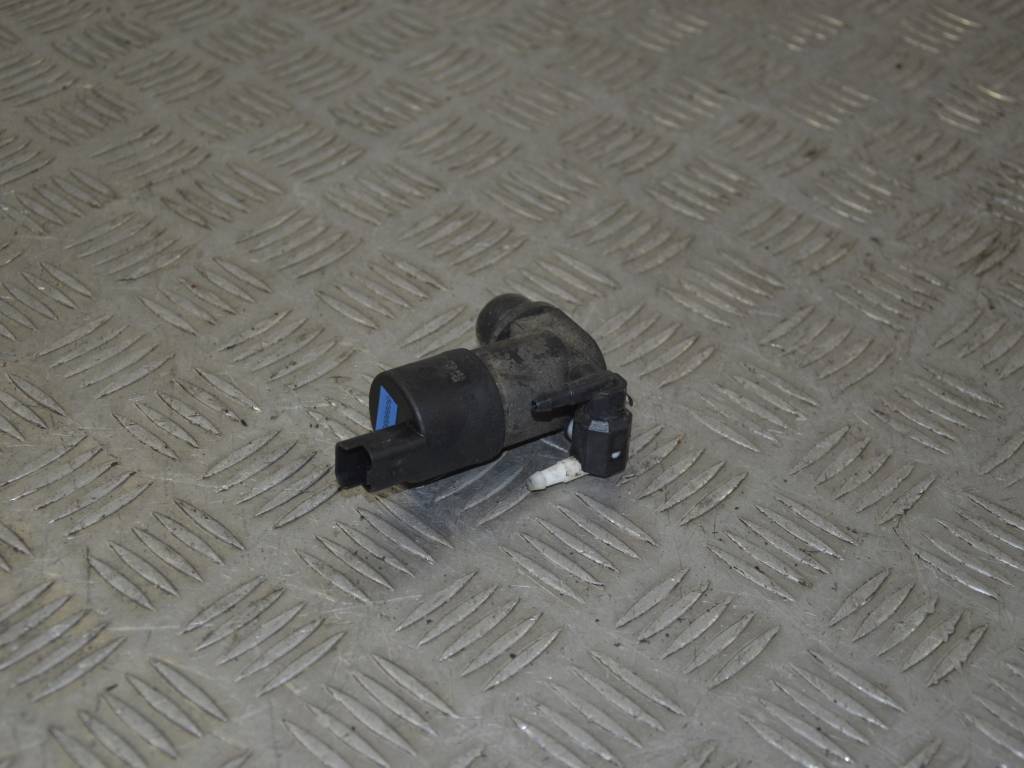 Насос (моторчик) омывателя стекла