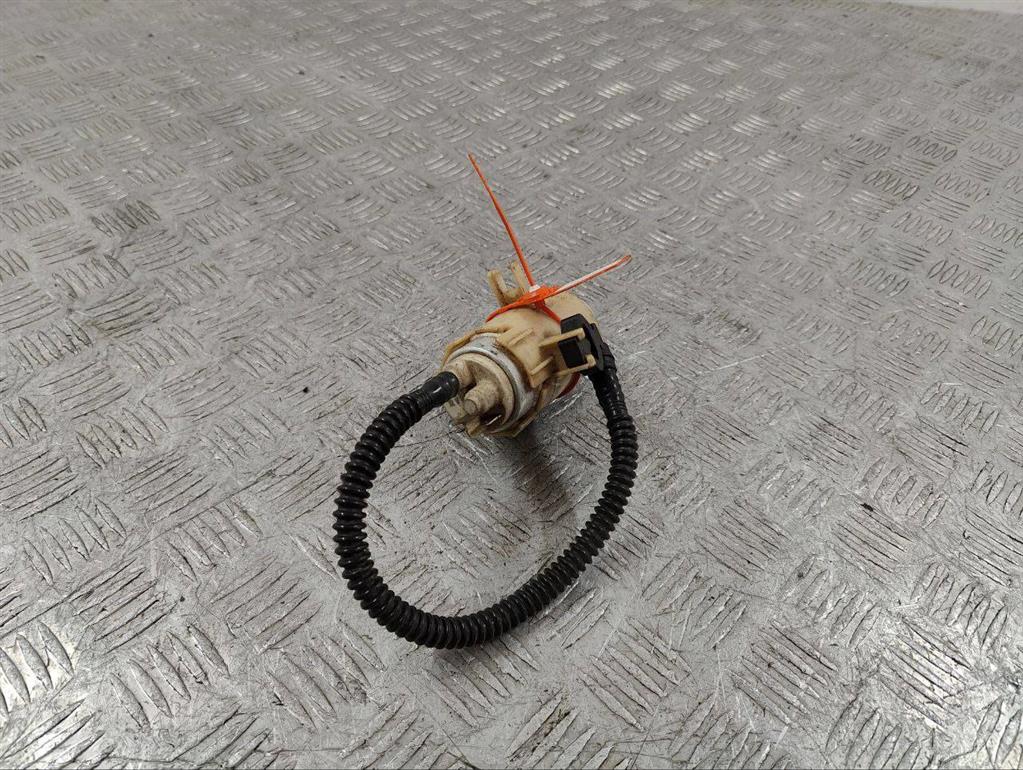 Насос топливный