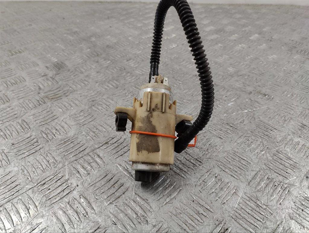 Насос топливный