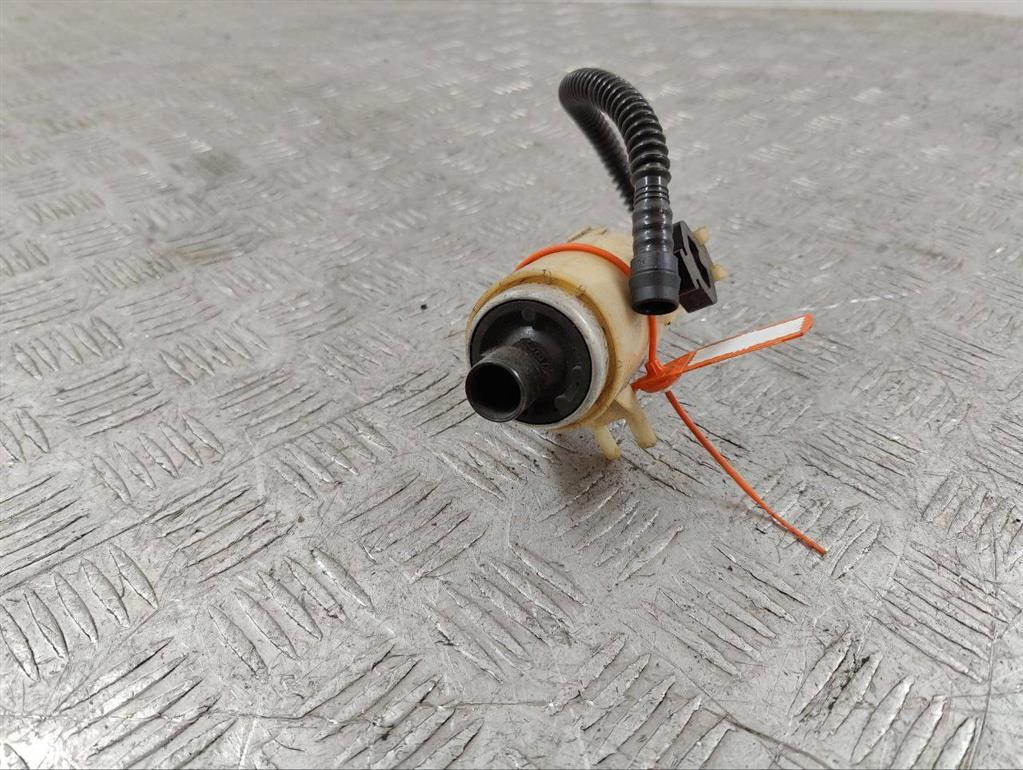 Насос топливный