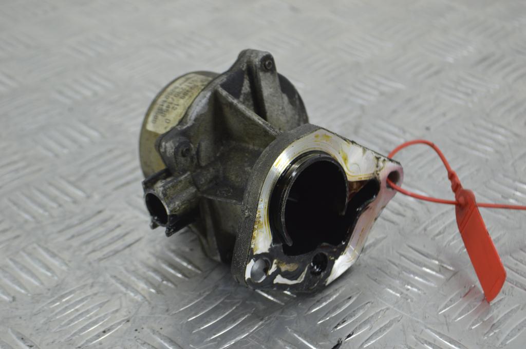 Насос вакуумный