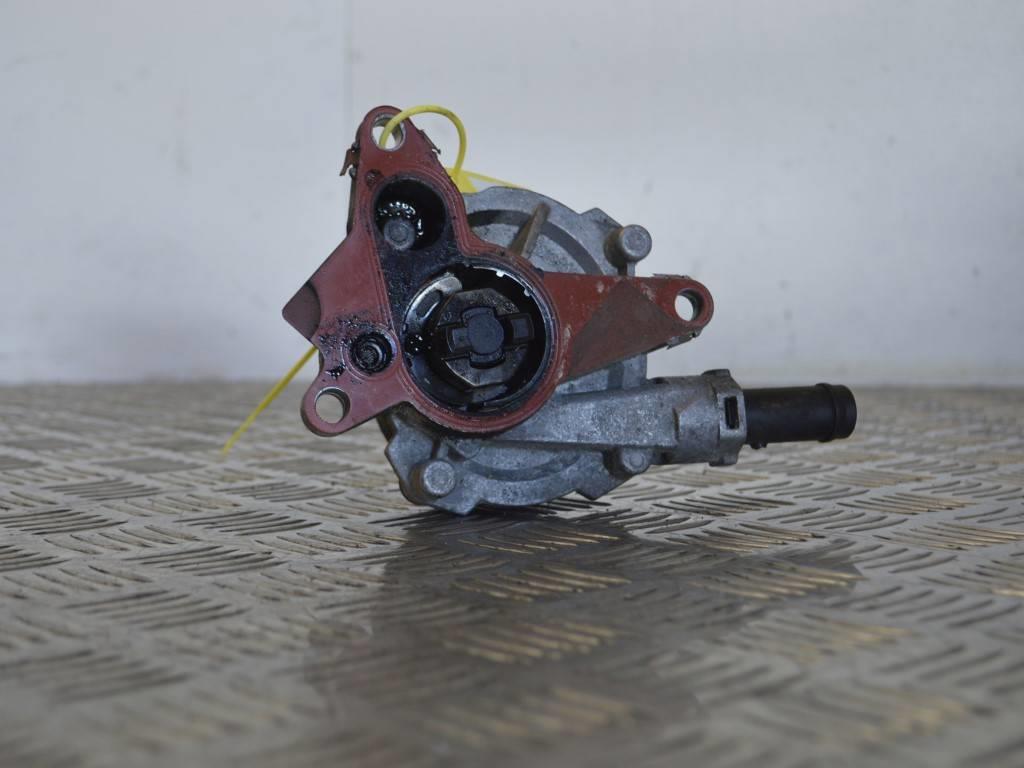 Насос вакуумный