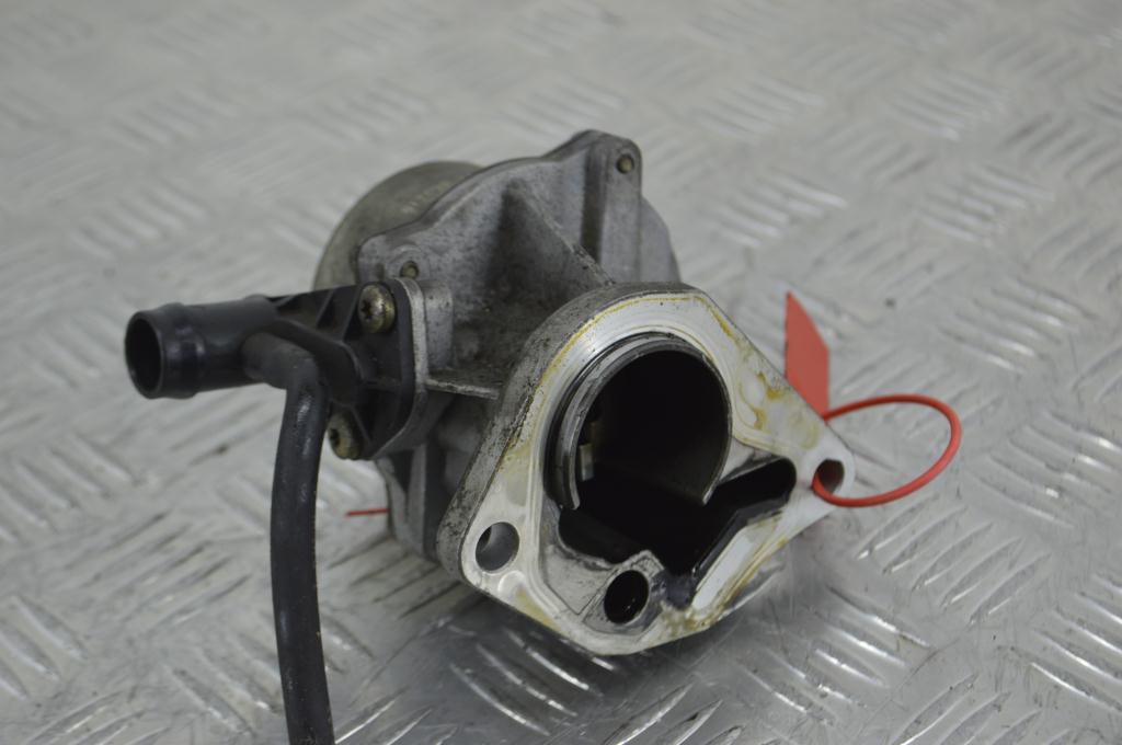 Насос вакуумный