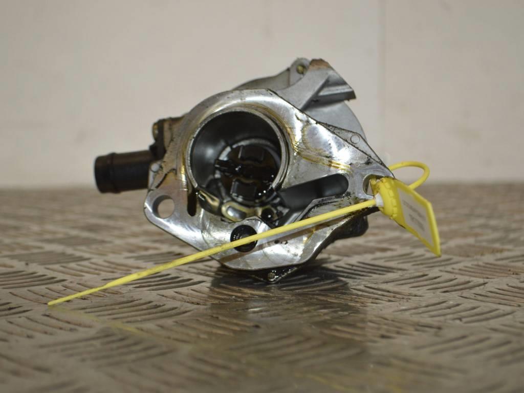 Насос вакуумный