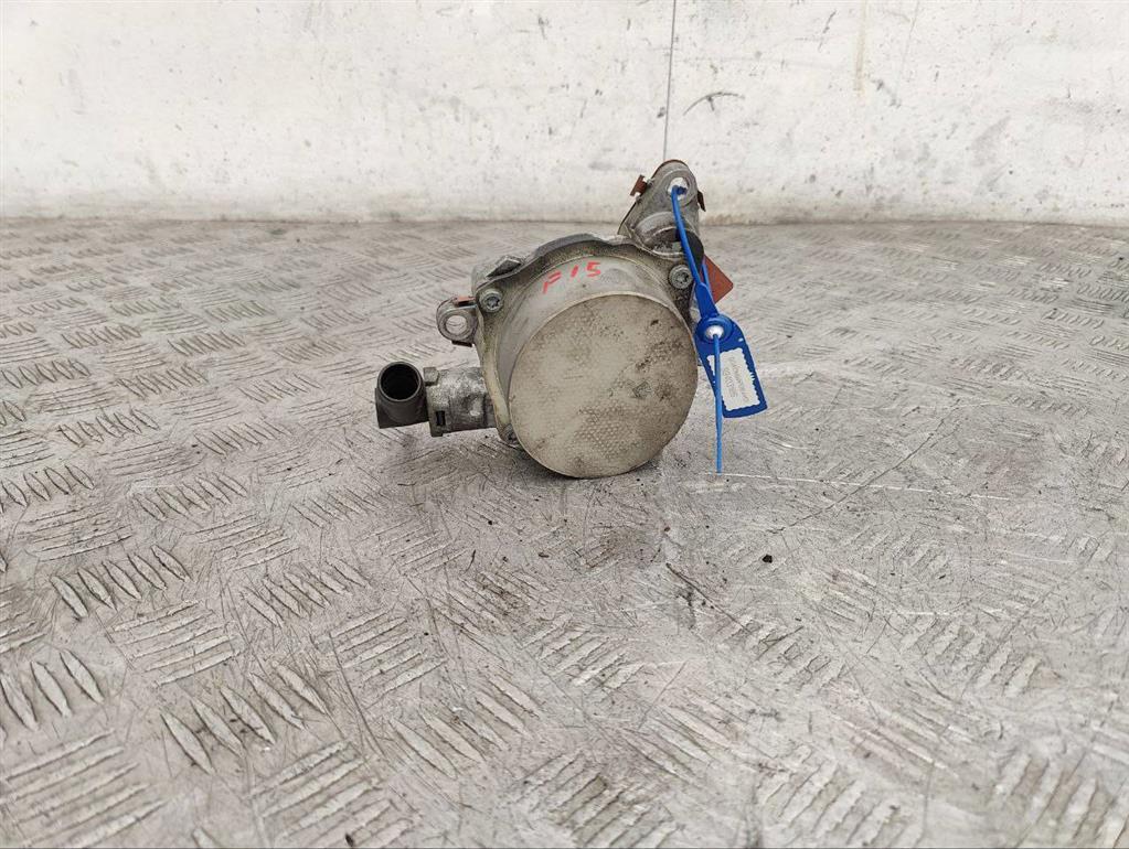 Насос вакуумный